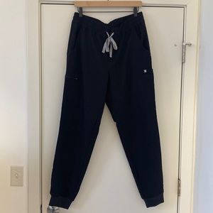 NWOT Figs- Uman Relaxed Jogger Scrub Pant, black, women’s size LARGE TALL